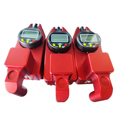 Genaue rote Straßenmarkierungen Dicke Messung 0,02 mm Genauigkeit