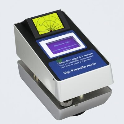 Beobachtungswinkel 0,2 Grad Schilder-Retroreflektometer-Fehler der Wiederholbarkeitsmessung kleiner oder gleich 2 Prozent, englische Sprache