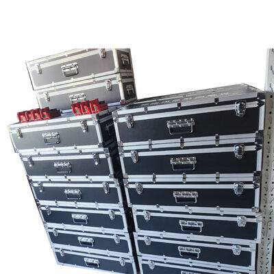 Speicherplatz 16G Mehr als 200000 Testdaten Retroreflektor Meter Gesamtvolumen 700mm X 135mm X 115mm und Farbtemperatur 2856±50K Standard A Lichtquelle